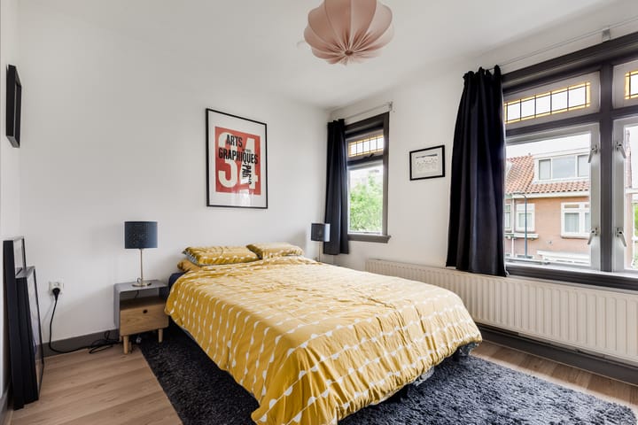 Photo 15 of Coornhertstraat 15