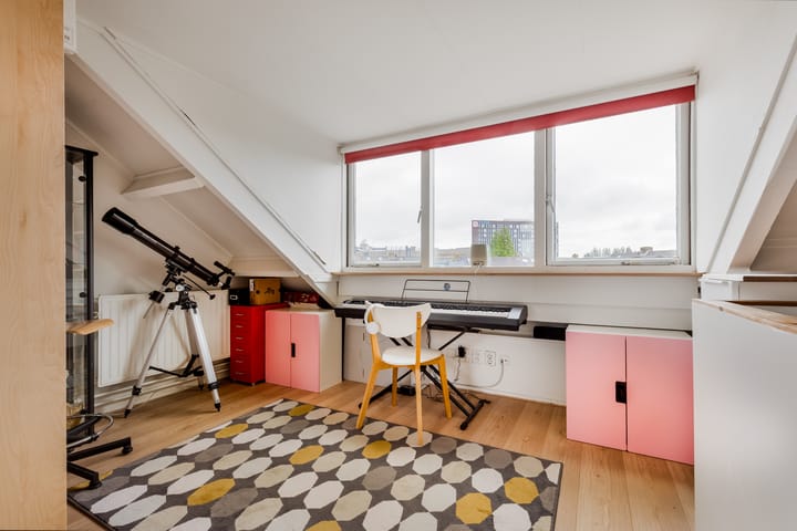 Photo 20 of Coornhertstraat 15