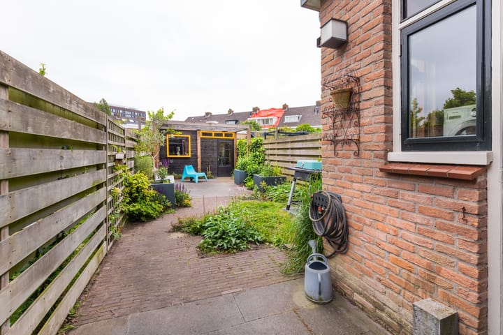 Photo 22 of Coornhertstraat 15