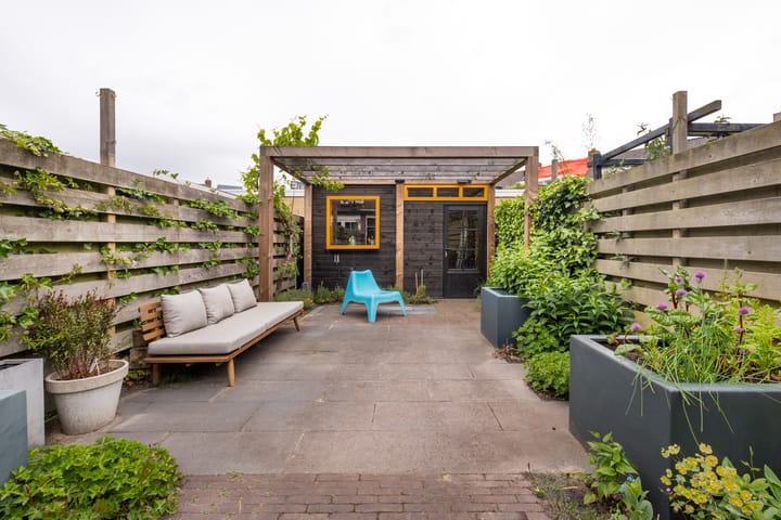 Photo 26 of Coornhertstraat 15