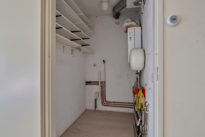 Foto 32 van Henriëtte Roland Holstlaan 53