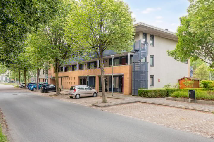 Foto 6 van Henriëtte Roland Holstlaan 53