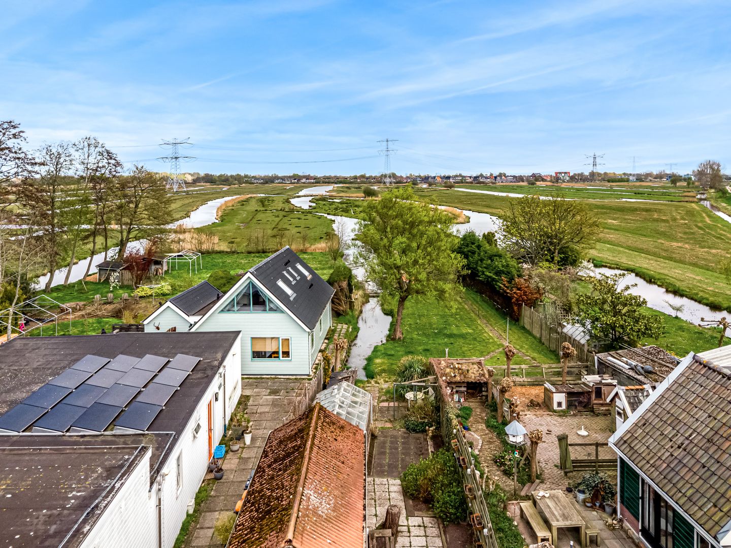 Photo 4 of Zuideinde 287