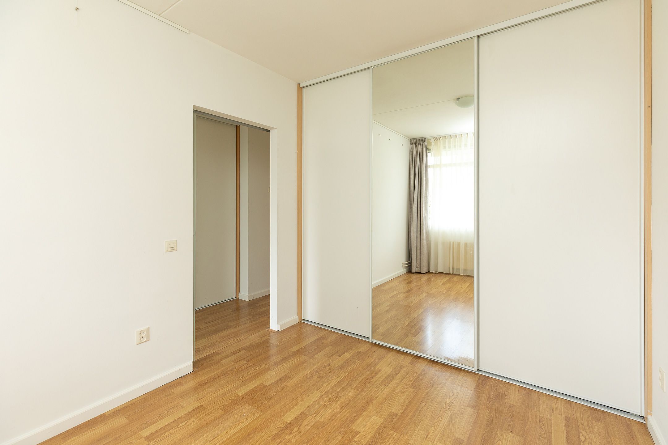 Foto 21 van Willem Barentszweg 152