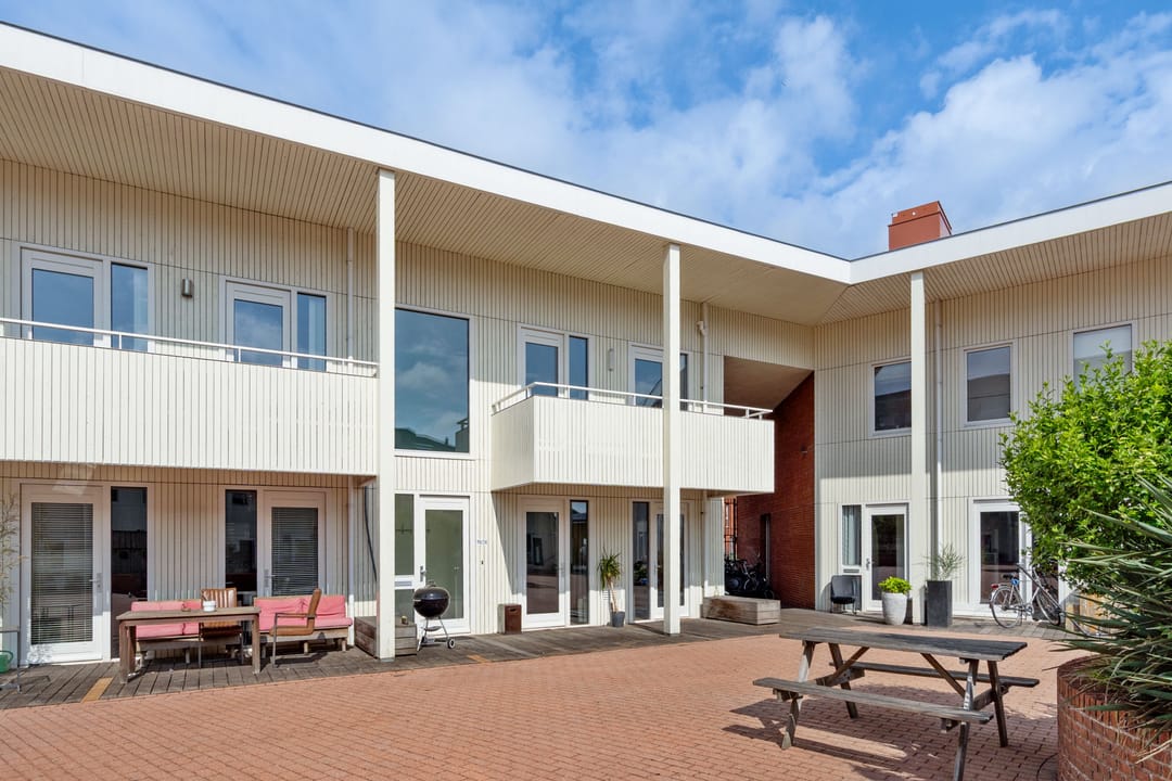 Foto 1 van Curaçaostraat 11