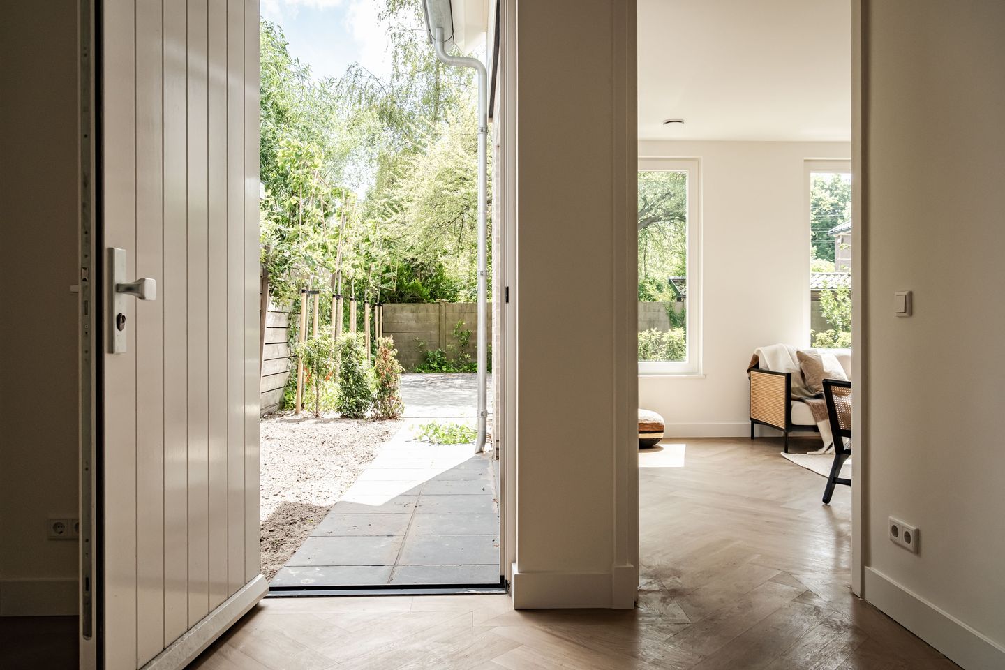 Photo 10 of Maria Louiselaan 2-B