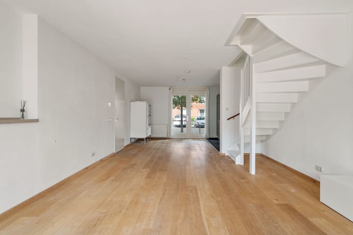 Foto 5 van Curaçaostraat 11