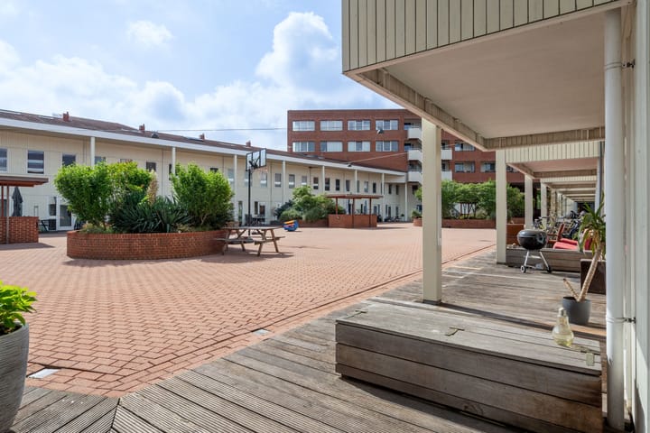 Foto 10 van Curaçaostraat 11