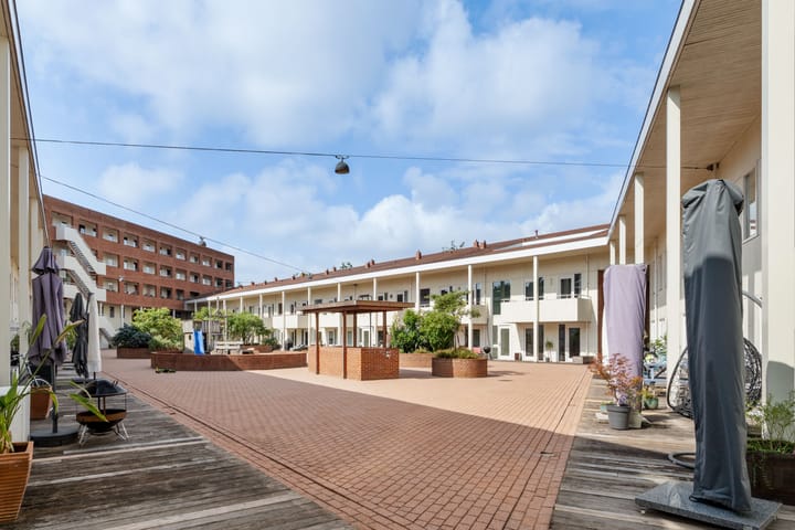 Foto 39 van Curaçaostraat 11