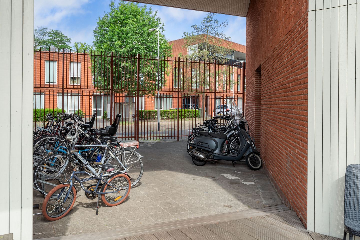 Foto 40 van Curaçaostraat 11