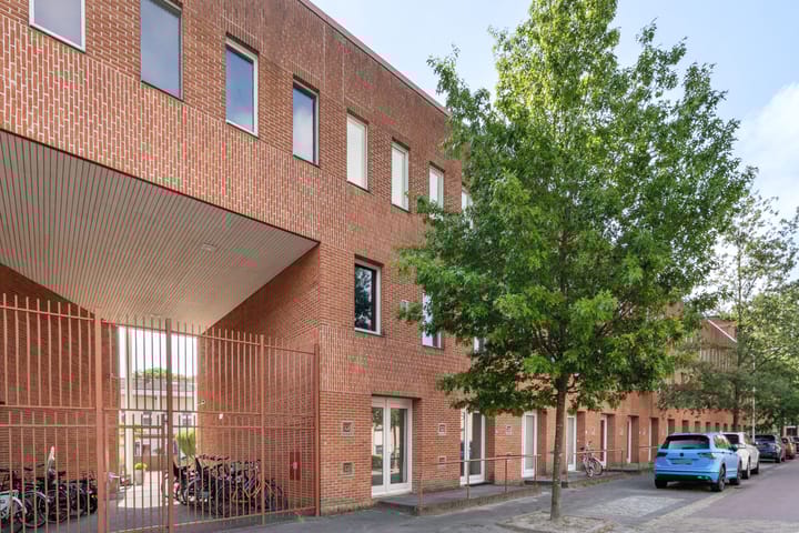 Foto 42 van Curaçaostraat 11