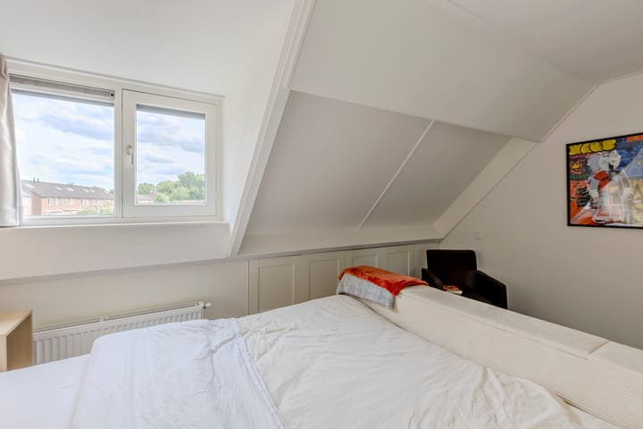 Foto 18 van Carel van Manderdreef 18