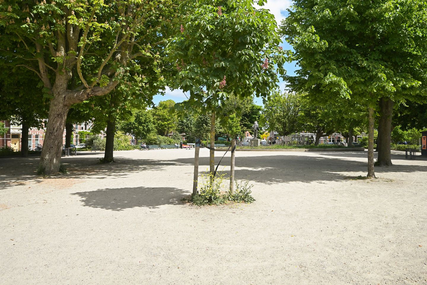 Photo 40 of Van Merlenstraat 79