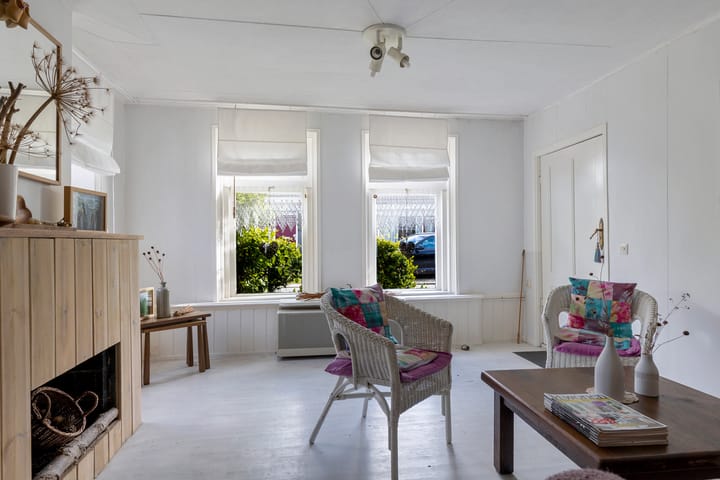 Photo 7 of Eastein 12