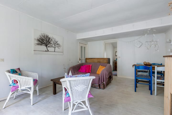 Photo 8 of Eastein 12