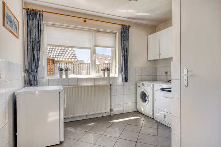 Photo 19 of Kamrad 7