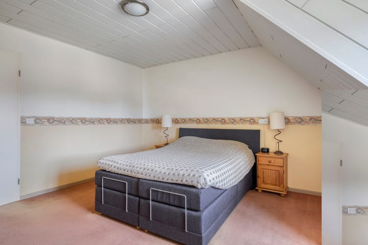 Photo 23 of Kamrad 7