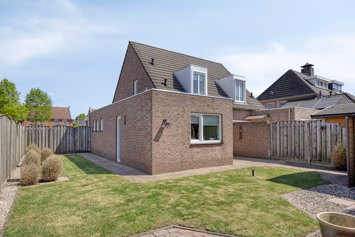 Photo 28 of Kamrad 7