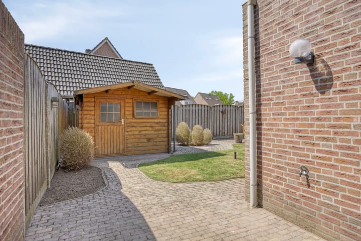 Photo 30 of Kamrad 7