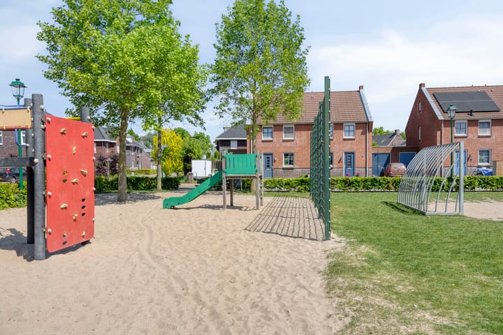 Photo 34 of Kamrad 7