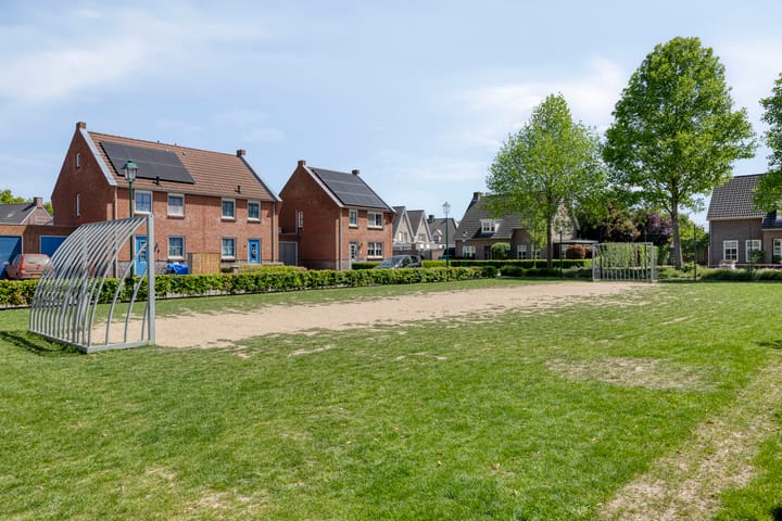 Photo 35 of Kamrad 7