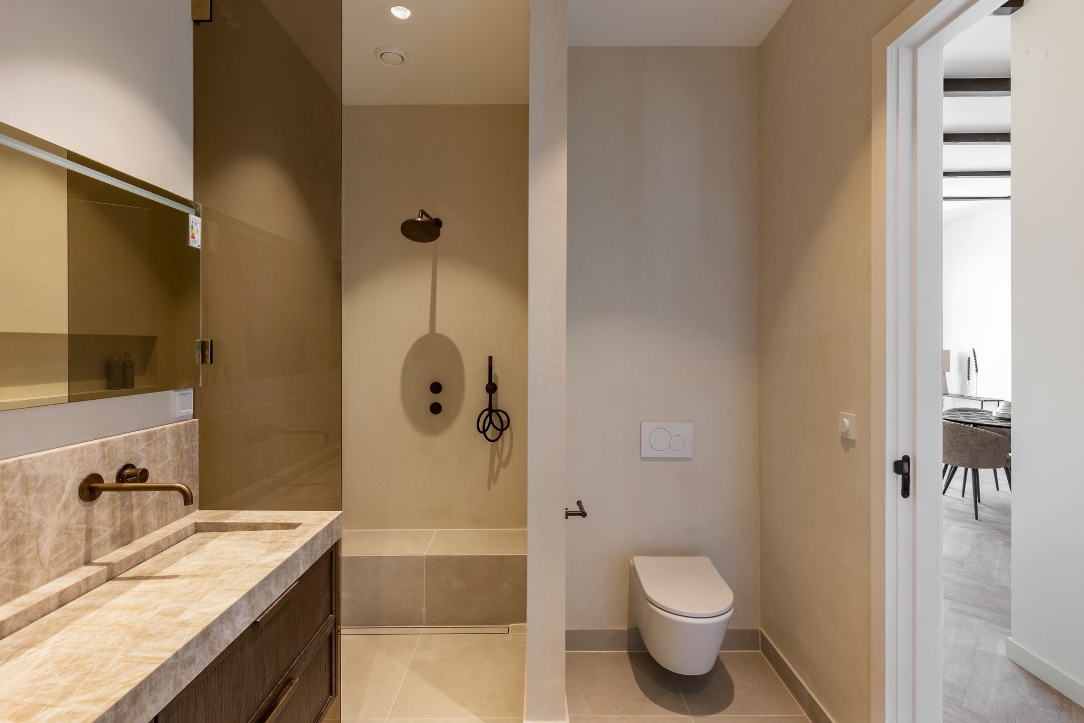 Foto 24 van Jan Luijkenstraat 102-F