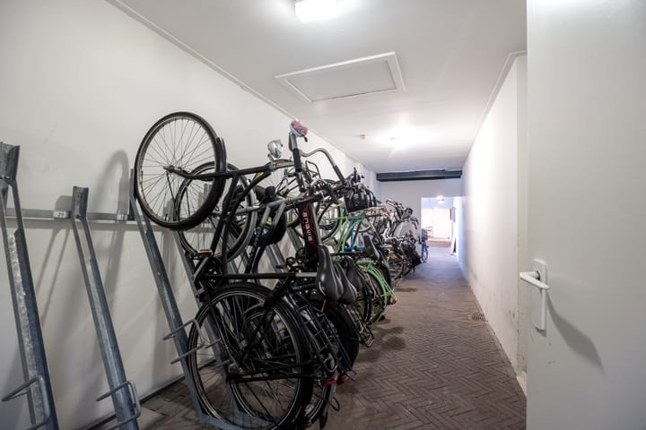 Foto 22 van Domstraat 9-C