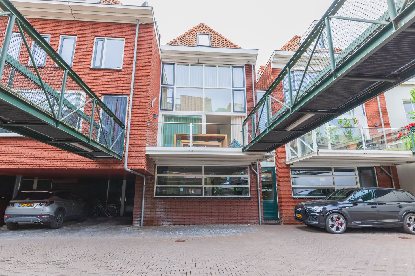 Photo 20 of Witte Herenstraat 25