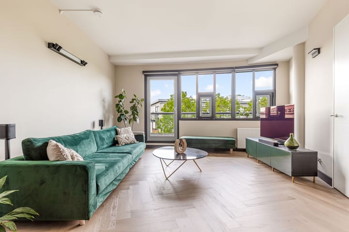 Foto 2 van Louis Armstrongweg 60-H