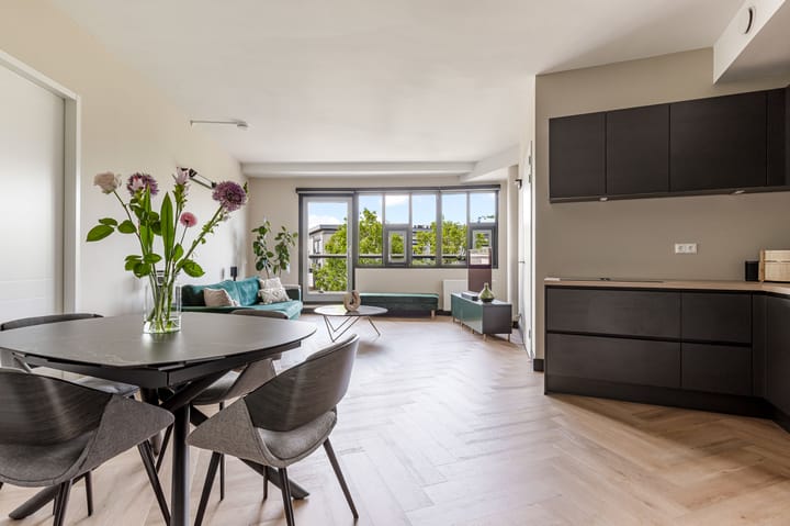 Foto 12 van Louis Armstrongweg 60-H