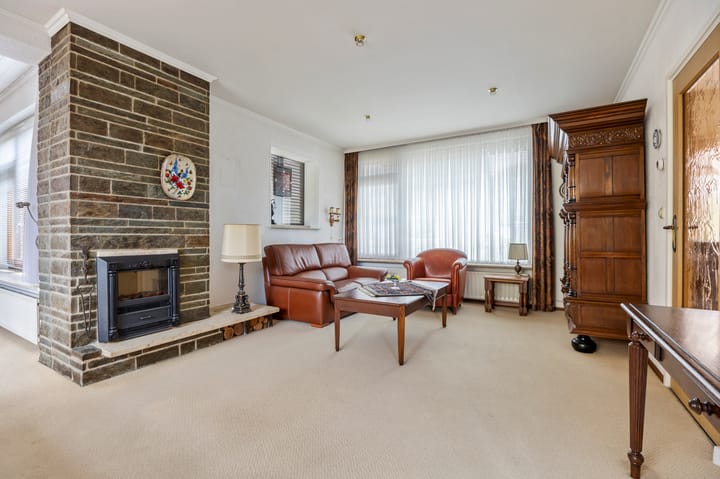 Photo 11 of Beukstraat 11