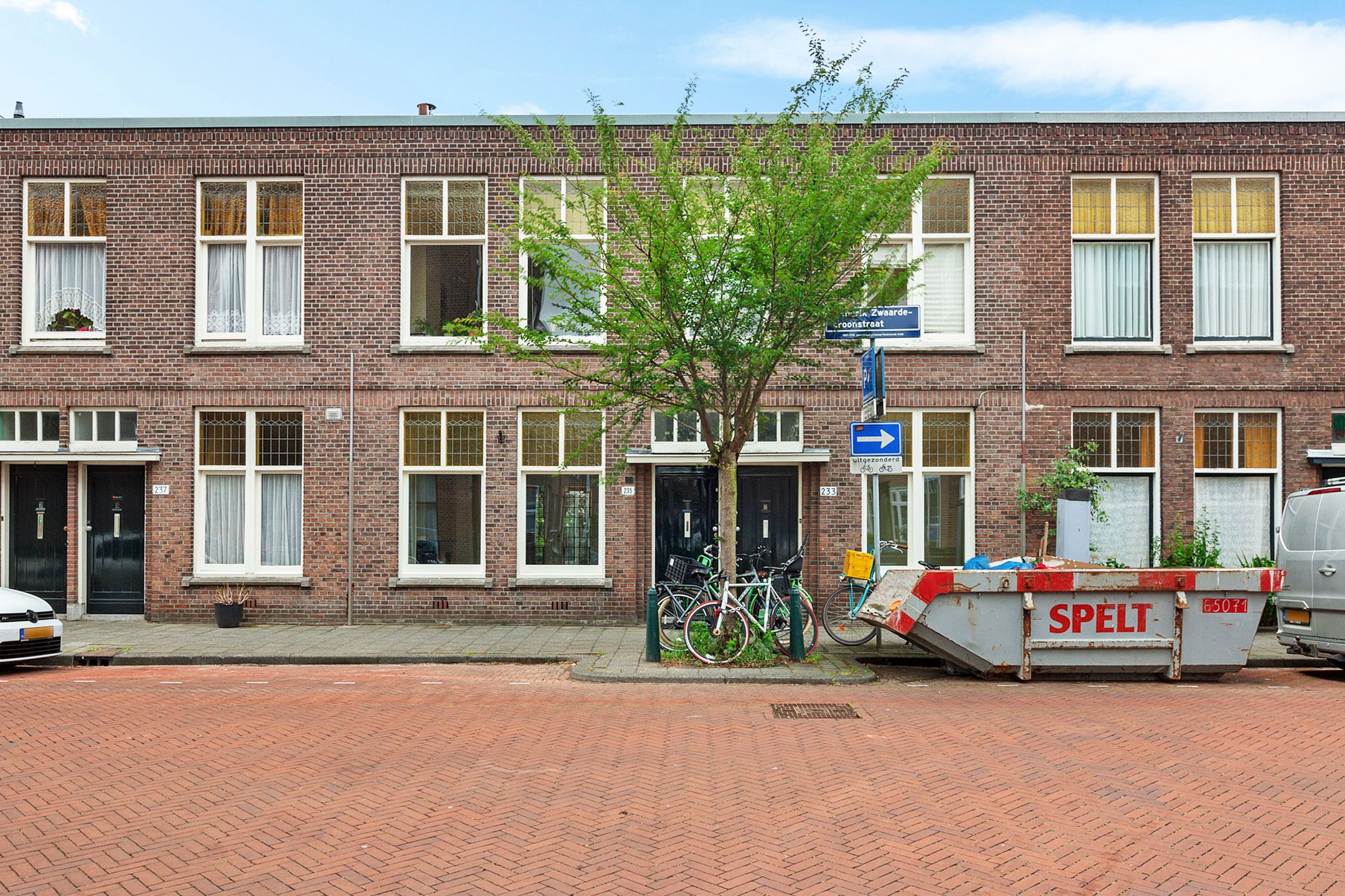 Foto 6 van Hendrik Zwaardecroonstraat 235