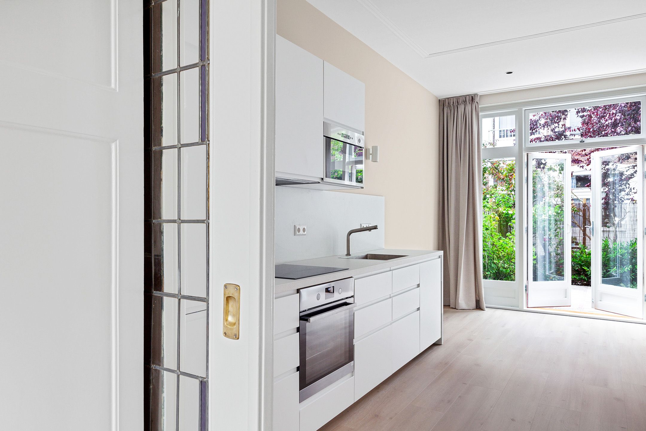 Foto 12 van Hendrik Zwaardecroonstraat 235