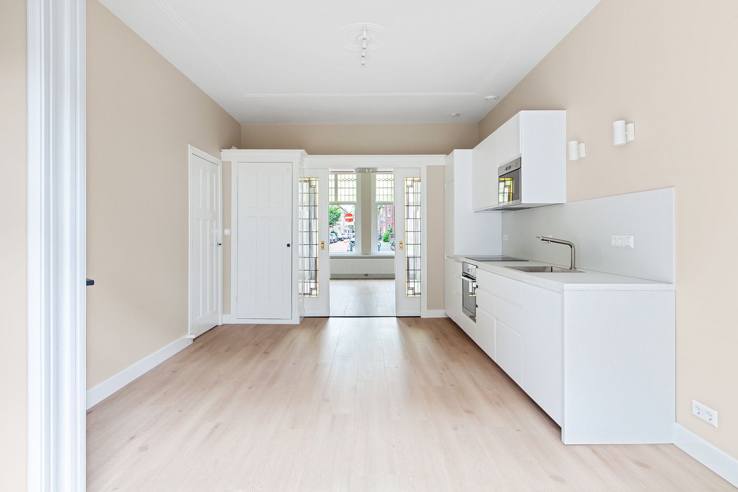 Foto 14 van Hendrik Zwaardecroonstraat 235