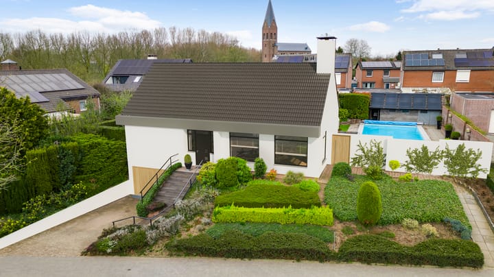 Foto 2 van Calderstraat 8