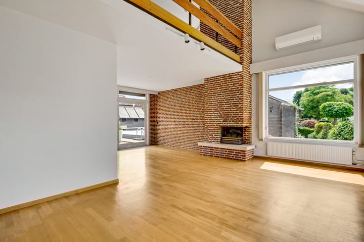 Foto 9 van Calderstraat 8