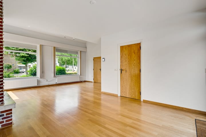 Foto 15 van Calderstraat 8