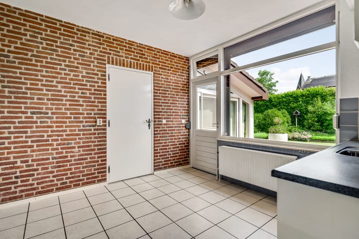 Foto 16 van Calderstraat 8