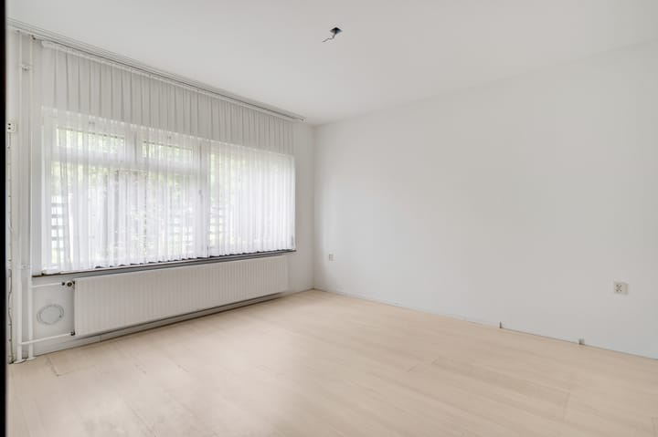 Foto 19 van Calderstraat 8