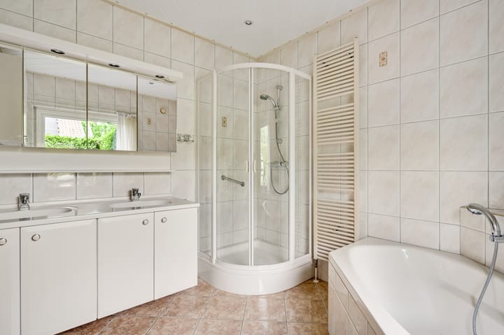 Foto 21 van Calderstraat 8