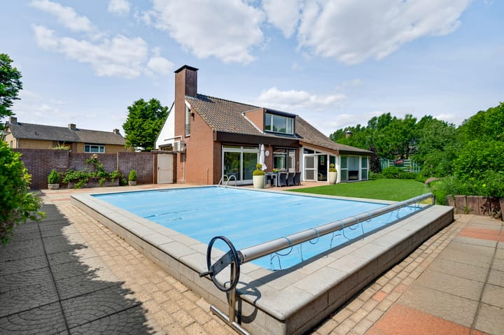 Foto 35 van Calderstraat 8