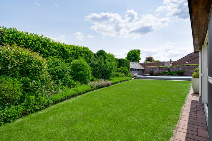 Foto 38 van Calderstraat 8