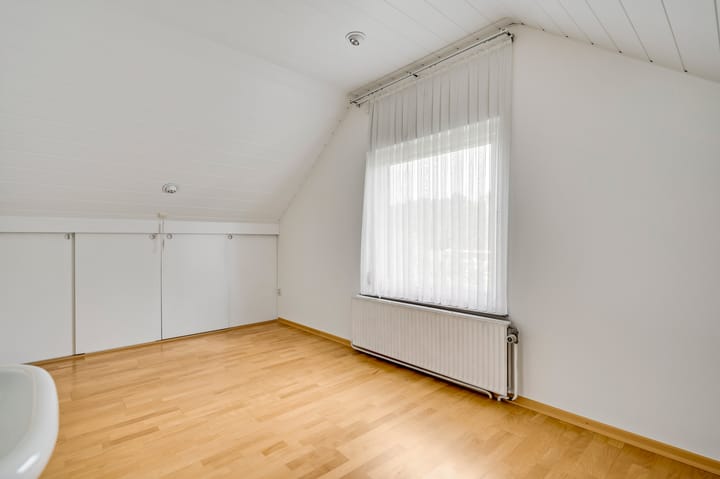 Foto 41 van Calderstraat 8