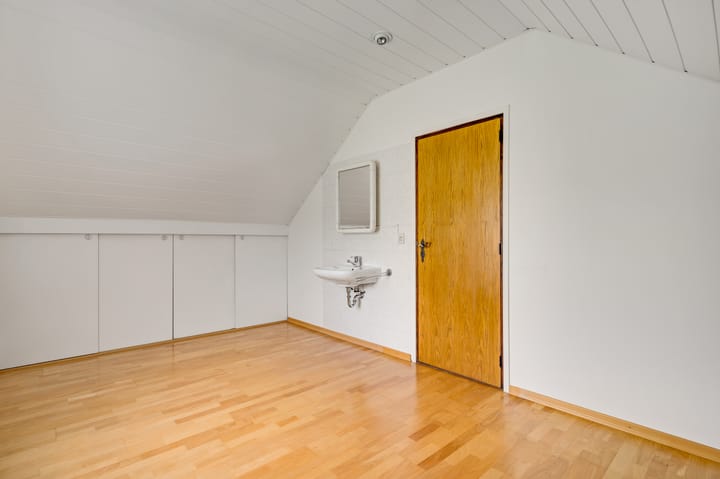 Foto 42 van Calderstraat 8