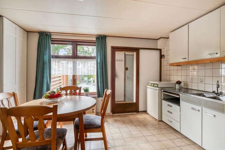 Foto 15 van Emmalaan 75