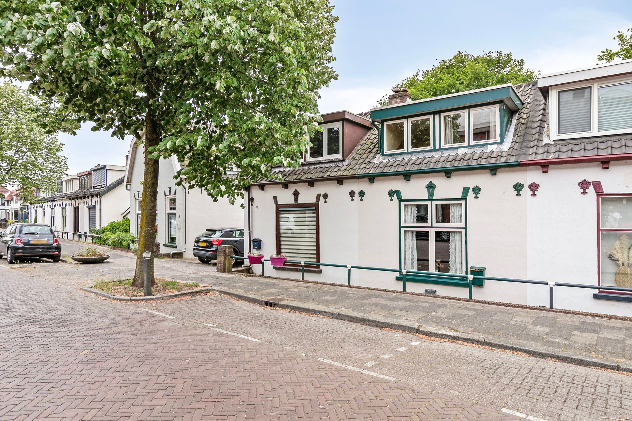 Foto 36 van Emmalaan 75