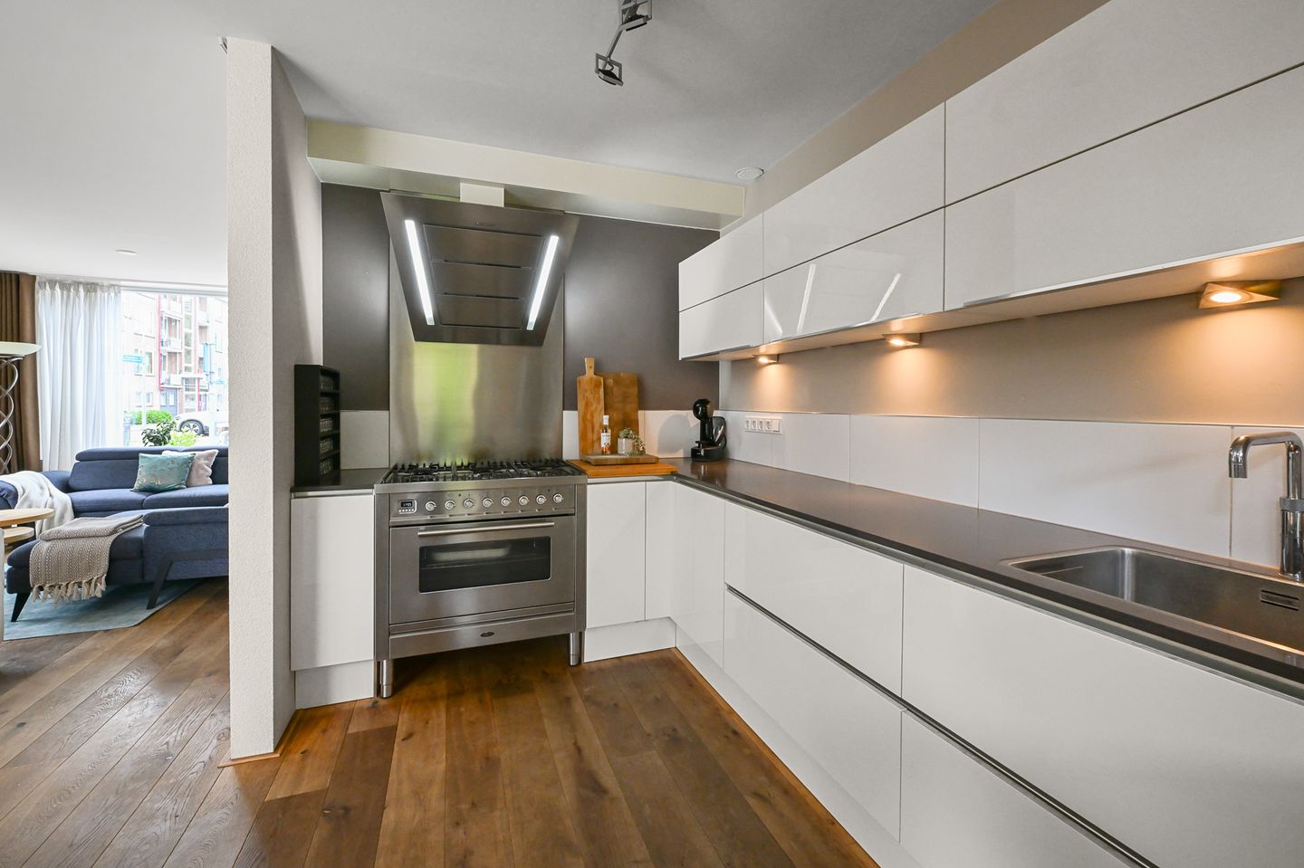 Foto 10 van Burgemeester Mosselstraat 11