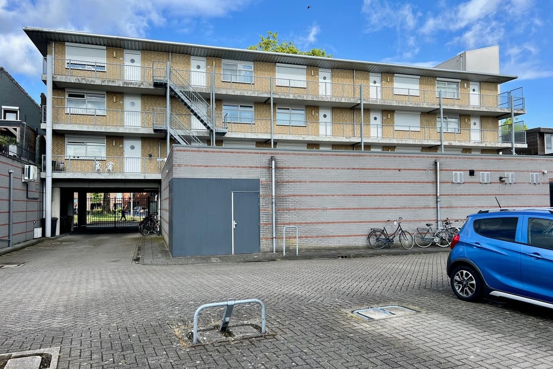 Photo 31 of Piusstraat 58