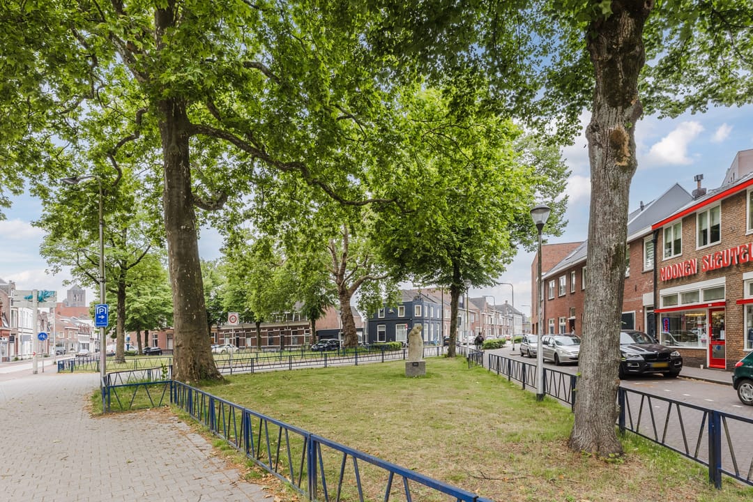 Photo 32 of Piusstraat 58