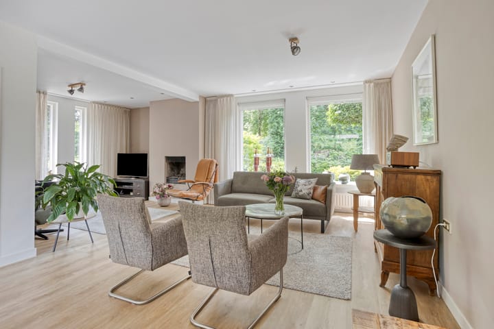 Foto 8 van Aangelag 8